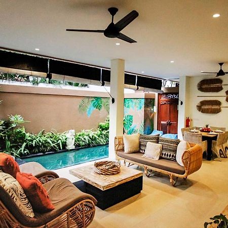 סמיניאק Aroha Boutique Villas מראה חיצוני תמונה